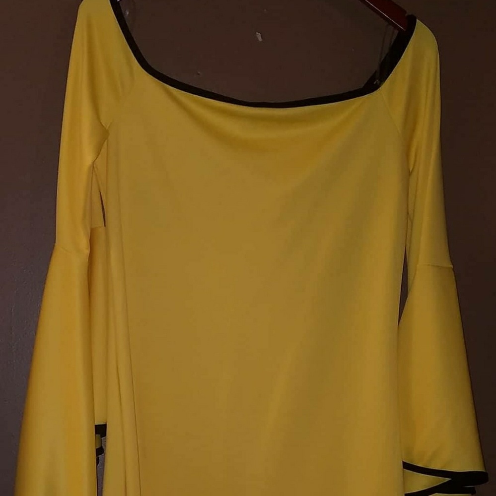 Yellow bodycon bell arm dress
